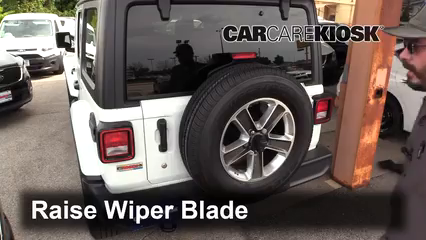 2018 Jeep Wrangler Unlimited Sport 3.6L V6 Balais essuie-glace arrière Changer les balais des essuie-glace